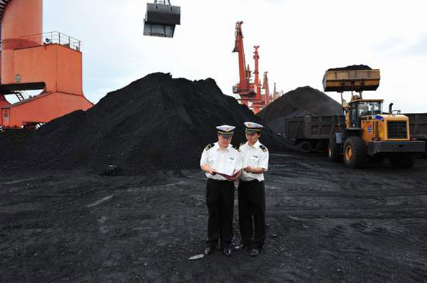 /中国今年煤炭进口量预计为1.50亿吨/